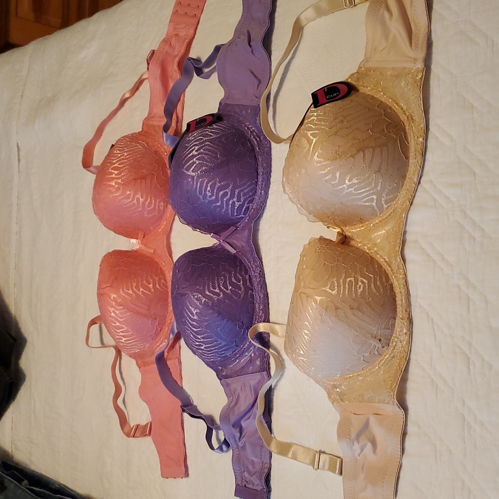 Women's Lace Underwire Bra Set - Lavender, Pink, Beige